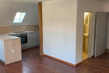 Wohnung Schnaittach - 5 Zimmer, 160 m&sup2;, 1.000&euro; | Angebot:26398619