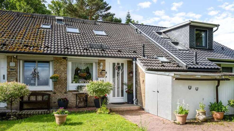 Haus zum Kaufen in Hamburg-Eidelstedt 385.000 € 72 m²