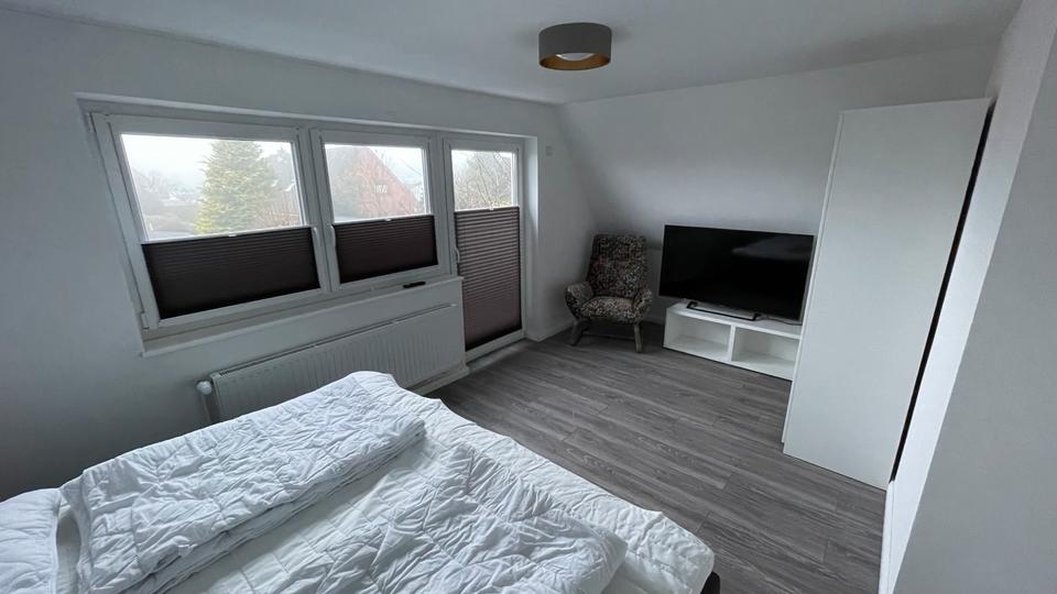 Einfamilienhaus Husum - 3 Zimmer, 100 m&sup2;, 1.400&euro; | Angebot:25419087