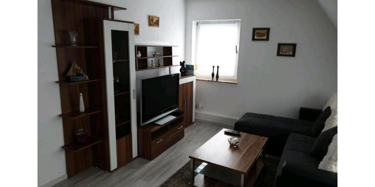 Dachgeschoßwohnung Emden - 2 Zimmer, 40 m&sup2;, 600&euro; | Angebot:26412735
