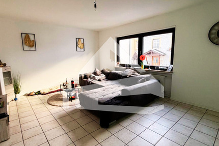 Viel Raum zum Leben – Attraktive 4-Zimmer-Wohnung im Erdgeschoss 4 zimmer