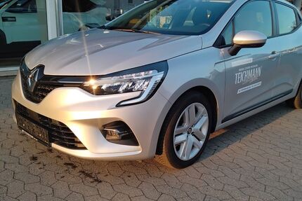 Renault Clio 37.900 km 13.299 &euro; Schwielowsee OT Geltow 14548