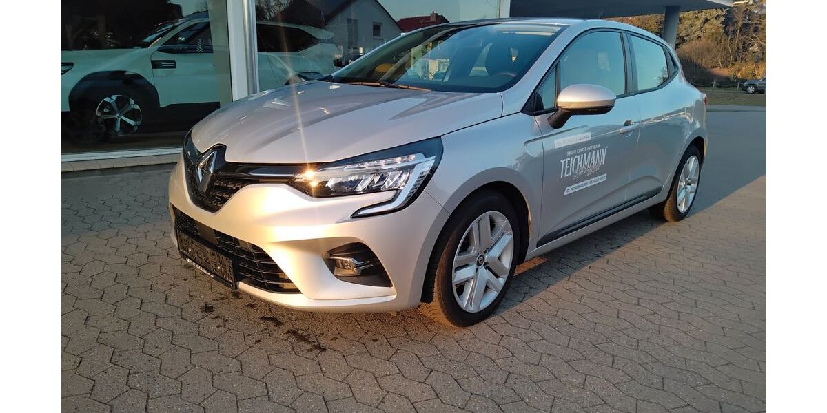 Renault Clio 37.900 km 13.299 &euro; Schwielowsee OT Geltow 14548