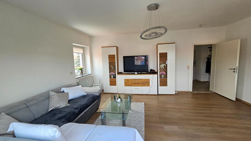 Dachgeschoßwohnung Plattling - 3 Zimmer, 85 m&sup2;, 1.090&euro; | Angebot:26462935