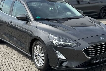 Ford Focus 240.000 km 6.900 &euro; Butzbach 35510