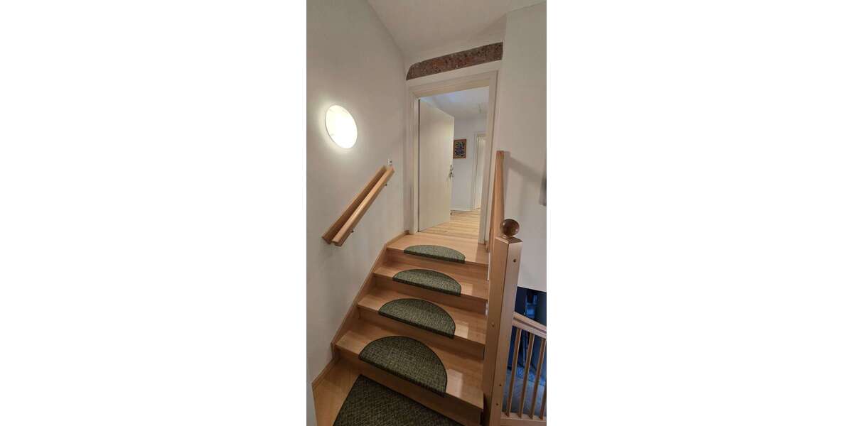 Etagenwohnung Flöha - 3 Zimmer, 62 m&sup2;, 420&euro; | Angebot:25087863