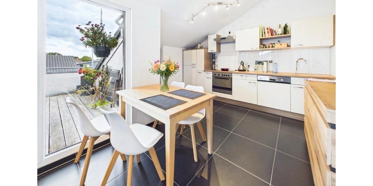 Dachgeschoßwohnung Heinsberg - 3 Zimmer, 73 m&sup2;, 800&euro; | Angebot:25658381