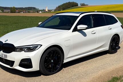 BMW 330 67.000 km 32.300 &euro; Mallersdorf-Pfaffenberg 84066
