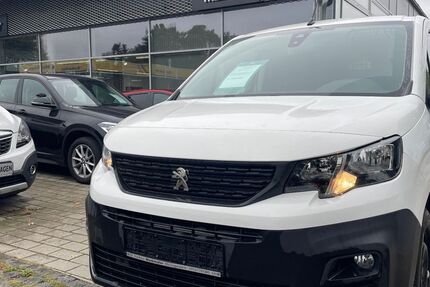 Peugeot Partner 71.843 km 15.490 € Böblingen 71034