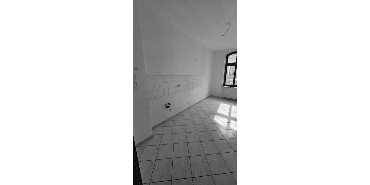 Etagenwohnung Greiz - 3 Zimmer, 75 m&sup2;, 31.000&euro; | Angebot:26640696