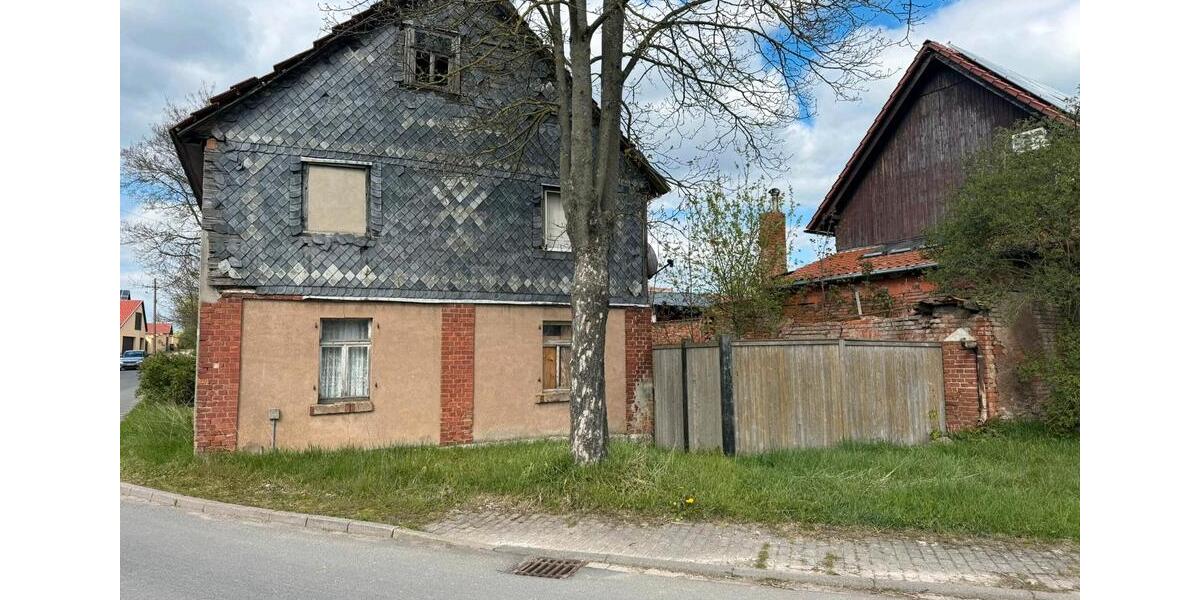 Einfamilienhaus Sondershausen - 8 Zimmer, 120 m&sup2;, 22.800&euro; | Angebot:23360012