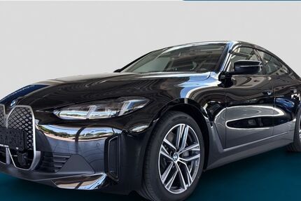 BMW i4 3.735 km 53.485 € Ansbach 91522