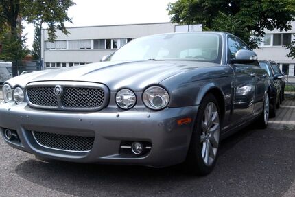 Jaguar XJ 180.000 km 8.925 &euro; Berlin 13627