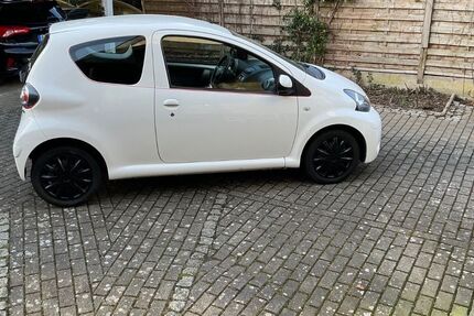 Toyota Aygo (X) 138.000 km 4.490 &euro; Bielefeld 33729