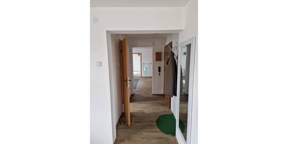 Etagenwohnung Lennestadt - 4 Zimmer, 100 m&sup2;, 700&euro; | Angebot:26317760