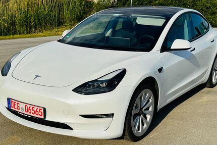 Tesla Model 3 30.000 km 32.800 &euro; Außernzell 94532