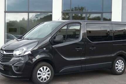 Opel Vivaro 174.995 km 14.450 &euro; Bochum 44807