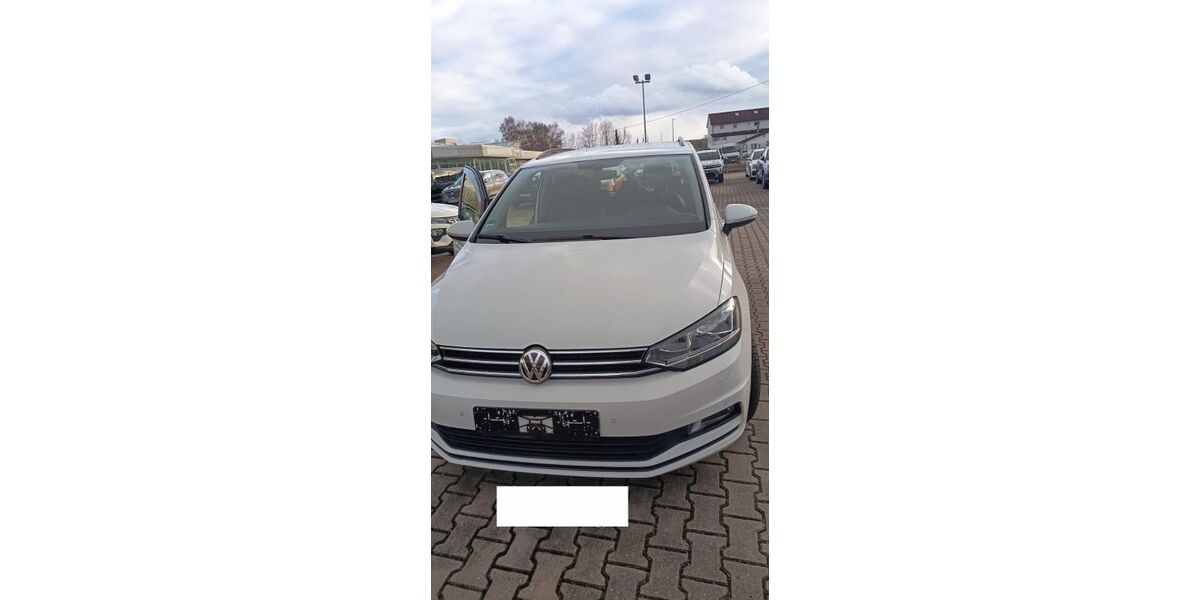 VW Touran 126.000 km 15.800 &euro; Giengen 89537