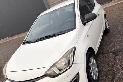 Hyundai i20 160.000 km 2.200 &euro; Nördlingen 86720