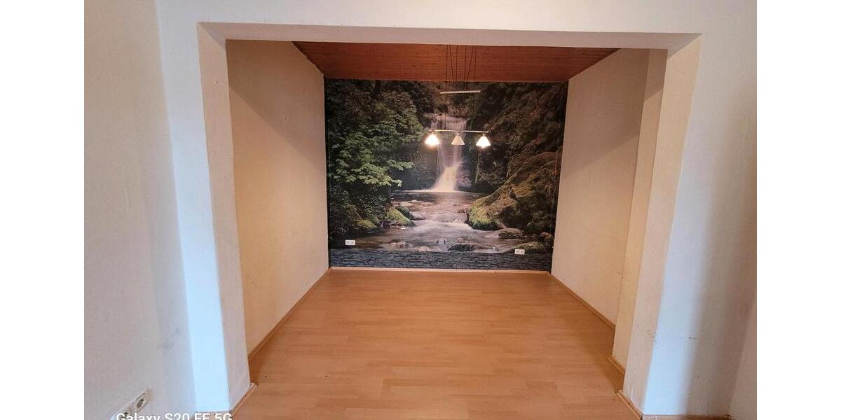 Einfamilienhaus Emmerthal - 7 Zimmer, 200 m&sup2;, 99.000&euro; | Angebot:26147374
