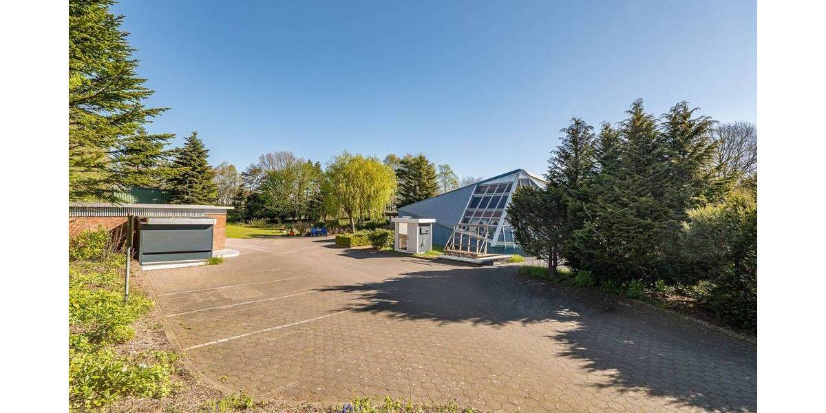 Mehrfamilienhaus, Wohnhaus Bad Bederkesa Bad Bederkesa - 7 Zimmer, 198 m&sup2;, 428.000&euro; | Angebot:26319487