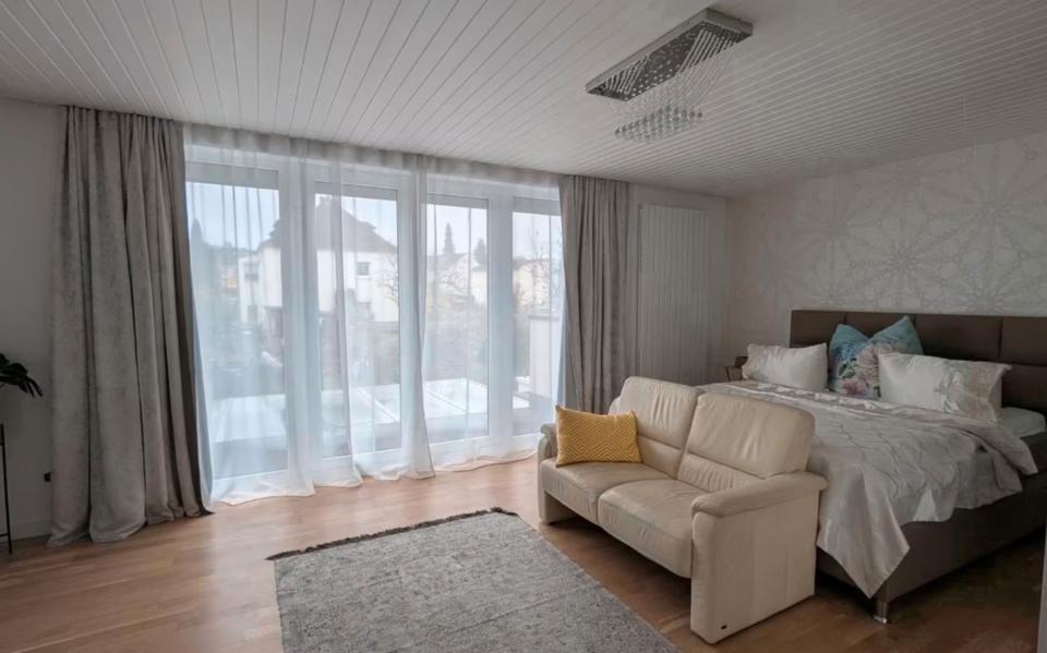 Mehrfamilienhaus, Wohnhaus Würzburg Heuchelhof - 7 Zimmer, 210 m&sup2;, 795.000&euro; | Angebot:25614702