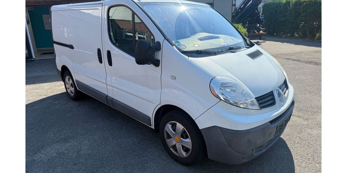 Renault Trafic 89.733 km 8.700 &euro; Hamburg 21029