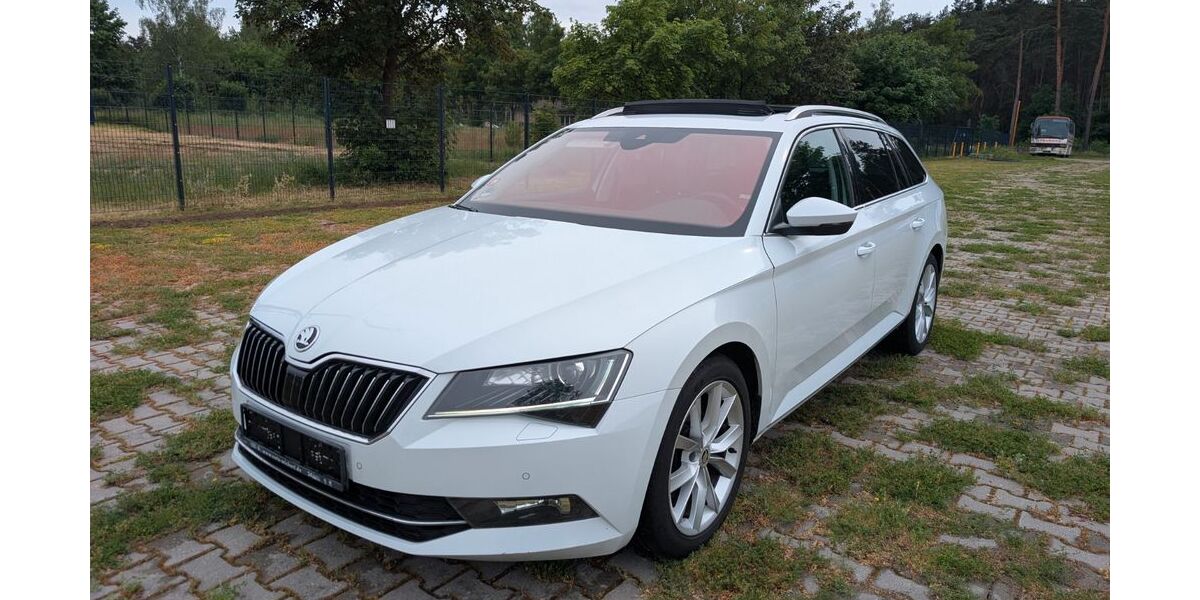 Skoda Superb 225.727 km 10.999 &euro; Werder Havel 14542