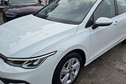 VW Golf 111.000 km 19.390 &euro; Mannheim 68159