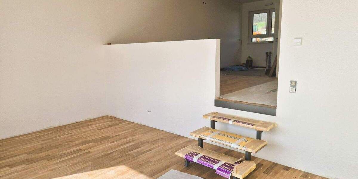 Reihenendhaus Bad Säckingen - 5 Zimmer, 134 m&sup2;, 2.300&euro; | Angebot:25706476