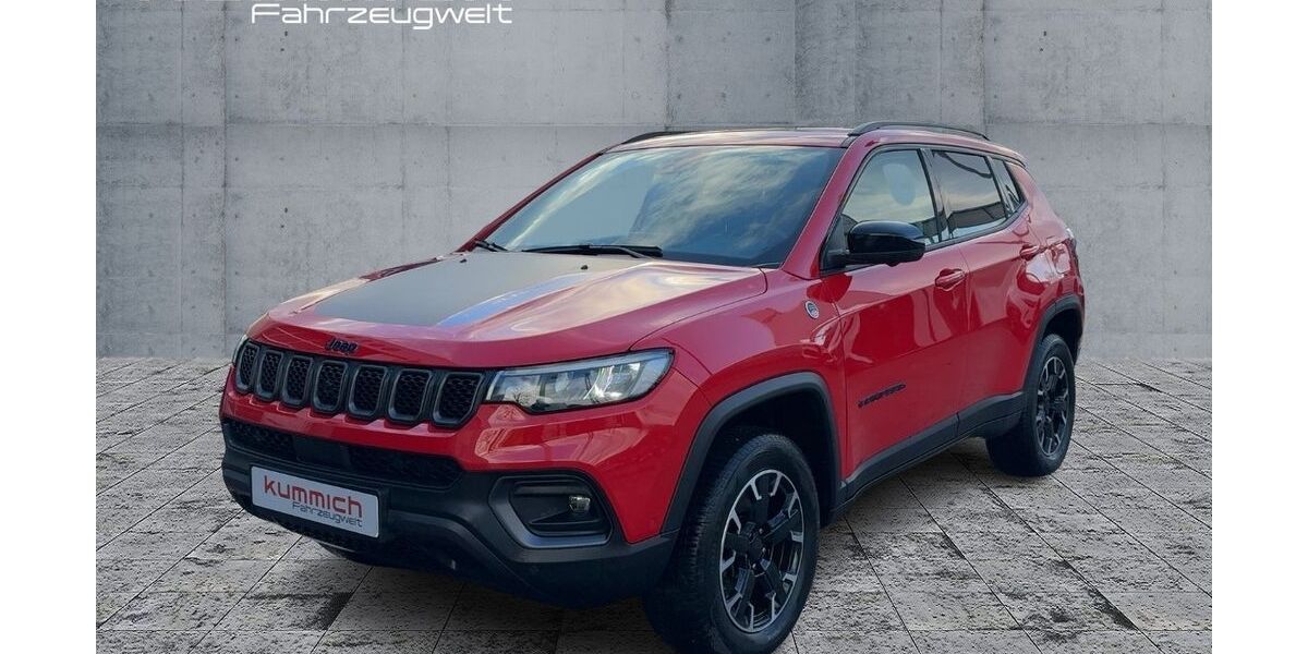 Jeep Compass 47.456 km 27.670 &euro; Fürth 90763
