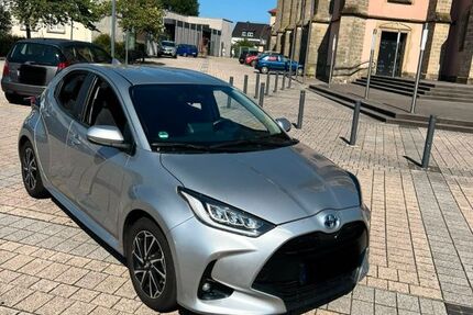 Toyota Yaris 31.500 km 18.700 € Dillingen/Saar 66763