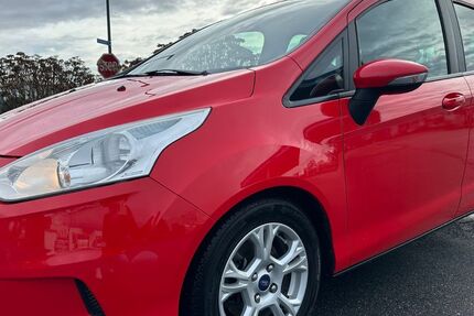 Ford B-Max 112.697 km 4.800 &euro; Lippstadt 59557