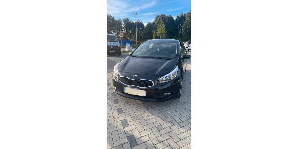 Kia ceed / Ceed 116.500 km 6.900 &euro; Stralsund 18437