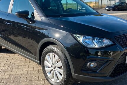 Seat Arona 65.200 km 14.900 &euro; Selfkant - Saeffelen 52538