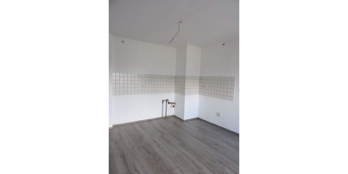 Etagenwohnung Zwickau Bahnhofsvorstadt - 2 Zimmer, 73 m&sup2;, 345&euro; | Angebot:26017682