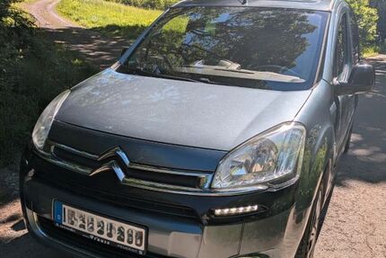 Citroen Berlingo 156.900 km 4.900 &euro; Sundern(Sauerland) 59846