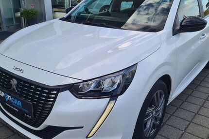 Peugeot 208 43.441 km 11.890 &euro; Giessen 35394