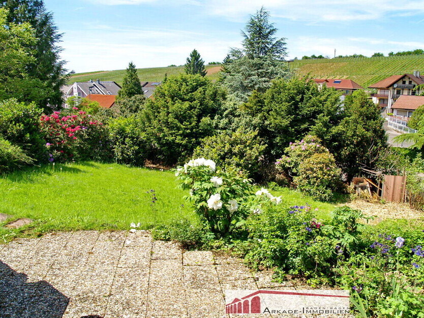 Sonne pur, Garten reichlich und Weitblick in die Weinberge