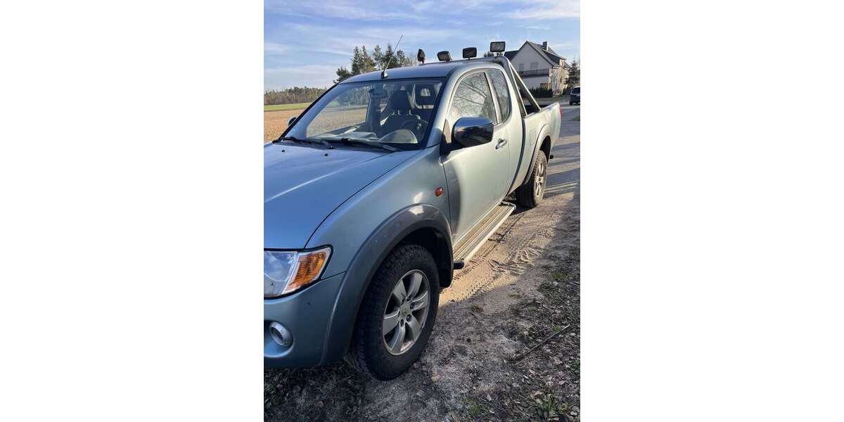 Mitsubishi L200 233.000 km 5.799 &euro; Doberschütz 04838