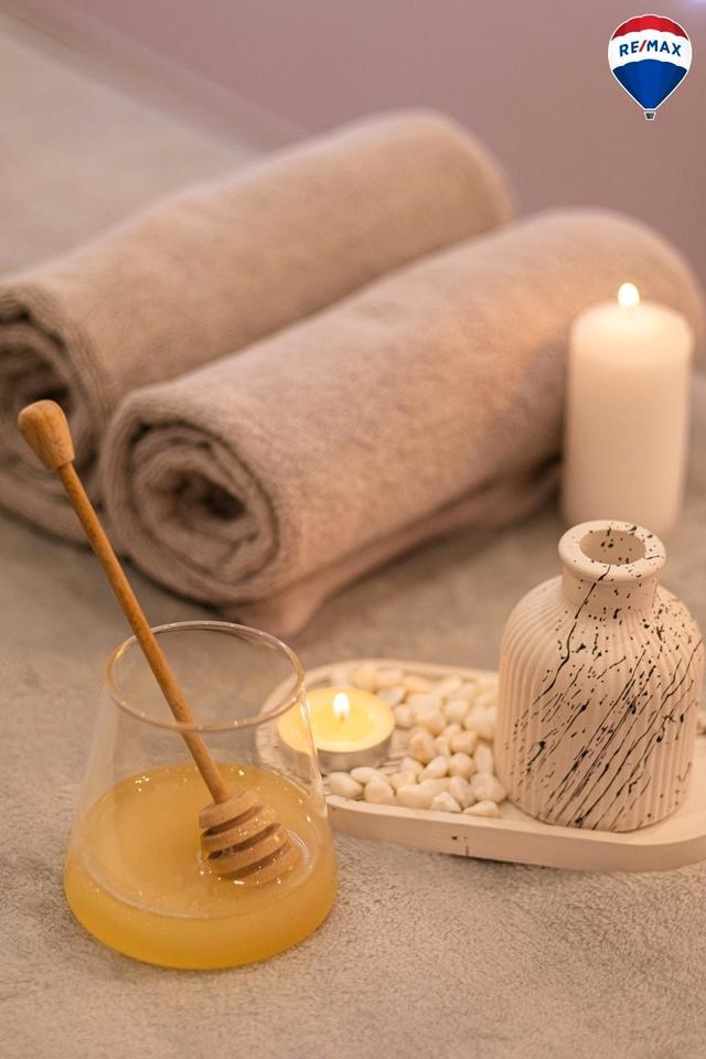 Die Chance auf gleich 2 Gewerbeflächen für Ihr Wellness-Konzept in Hamburg-St. Georg, Abstand 70.000 €