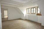 Dachgeschoßwohnung Helmstedt - 2.5 Zimmer, 66 m&sup2;, 478&euro; | Angebot:26688776
