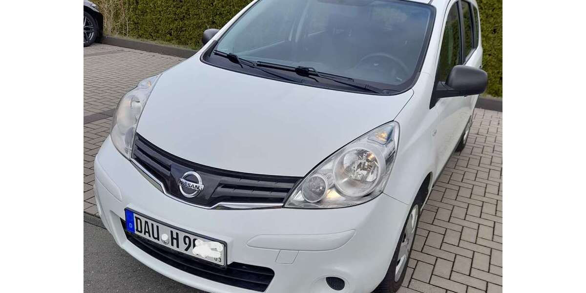 Nissan Note 99.000 km 3.900 &euro; Daun 54550