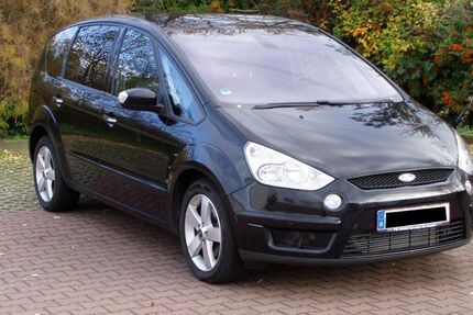 Ford S-Max 131.300 km 12.600 &euro; Halle 06120
