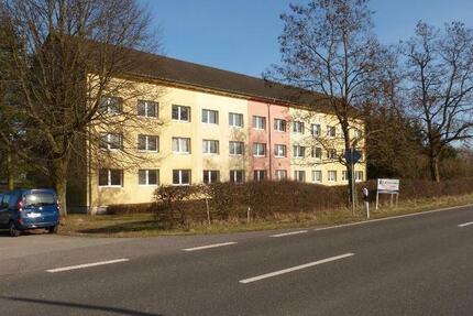 Wohnung Ruhner Berge - 3 Zimmer, 63 m&sup2;, 378&euro; | Angebot:16982283