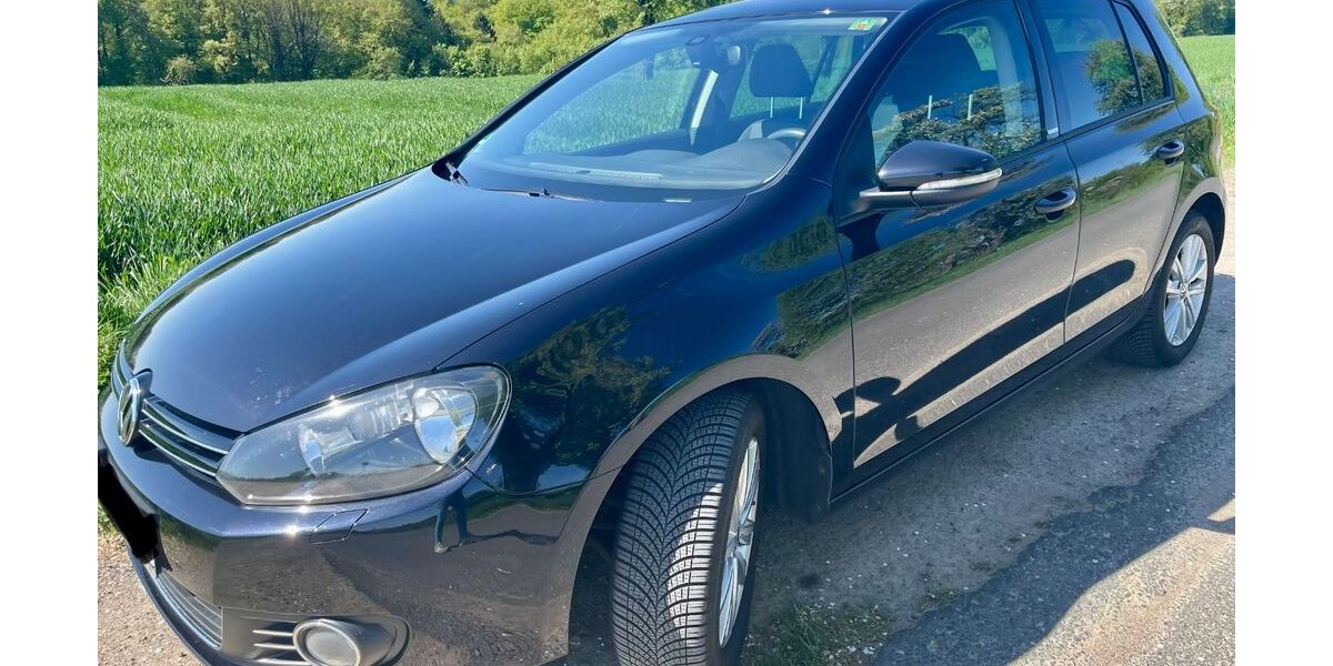 VW Golf 111.437 km 6.350 &euro; Glattbach 63864