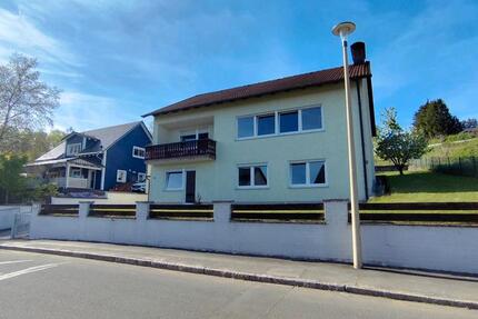 Haus Trausnitz - 8 Zimmer, 194 m&sup2;, 400.000&euro; | Angebot:26455422