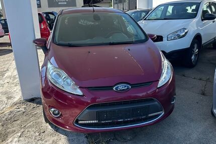 Ford Fiesta 176.321 km 1.499 &euro; Radolfzell 78315
