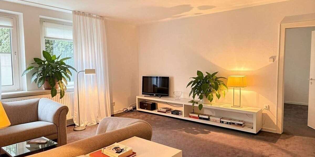 Etagenwohnung Hannover Vahrenwald-List - 2 Zimmer, 65 m&sup2;, 580&euro; | Angebot:27399361