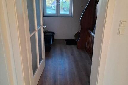 Wohnung Frensdorf - 3 Zimmer, 100 m&sup2;, 920&euro; | Angebot:26368929